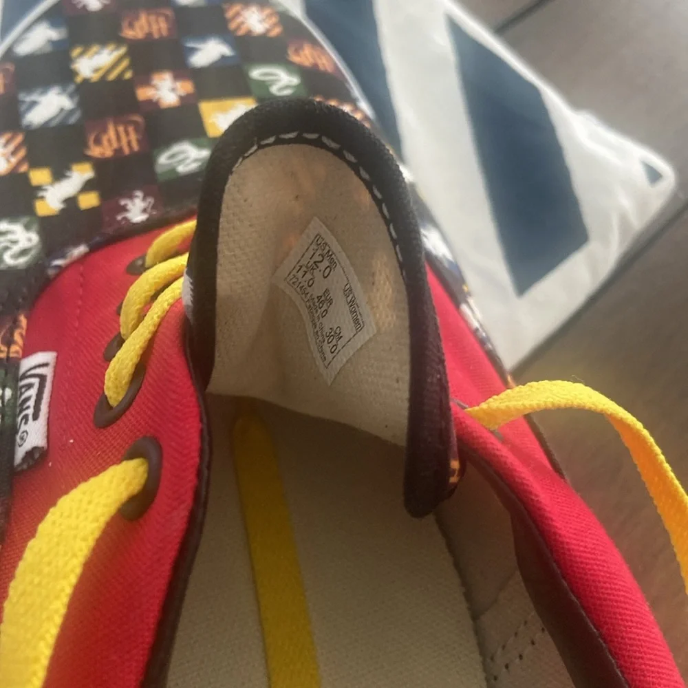 Rare custom Vans Harry Potter sneakers size-12 With bag